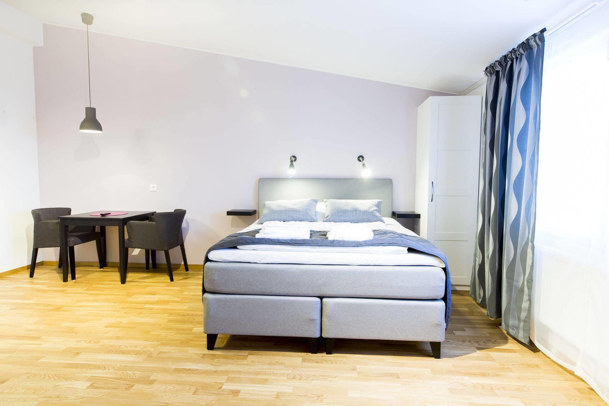 Simloc Hotel Drottninggatan Ар'єплуґ Екстер'єр фото