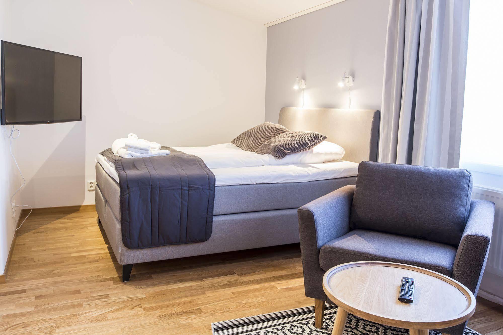 Simloc Hotel Drottninggatan Ар'єплуґ Екстер'єр фото